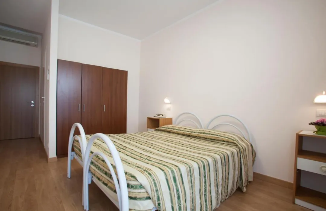 Hotel Cecco-1