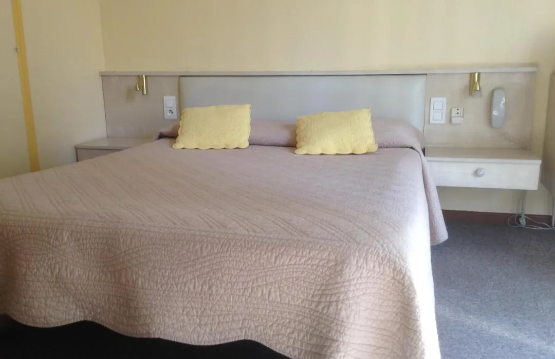 Hotel Moderne-1