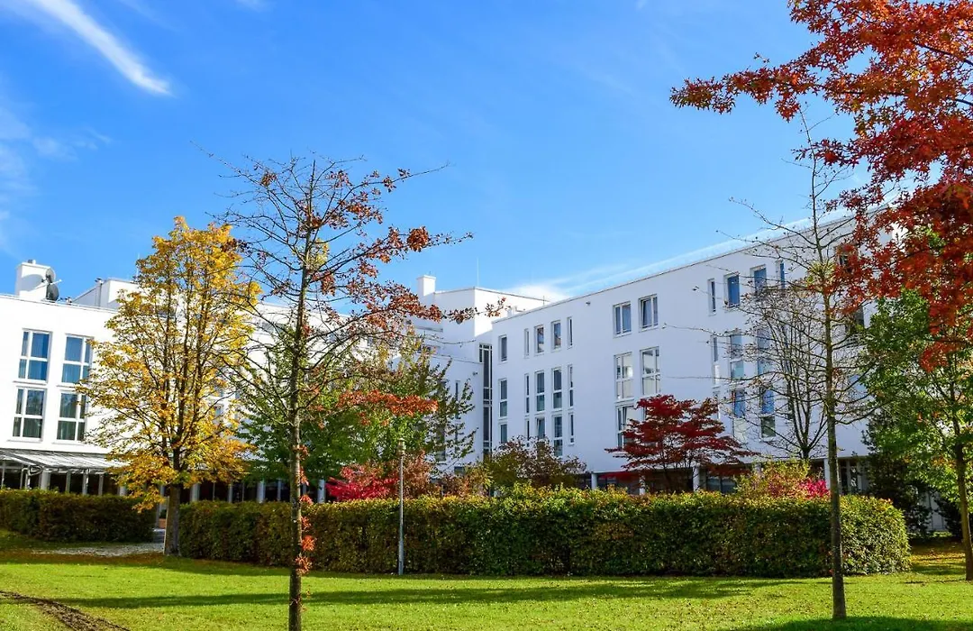 Scotty & Paul Hotel Deggendorf-1