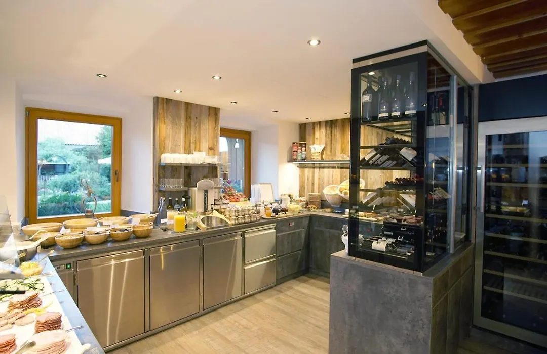 Hotel Gasthof Weissensee-1