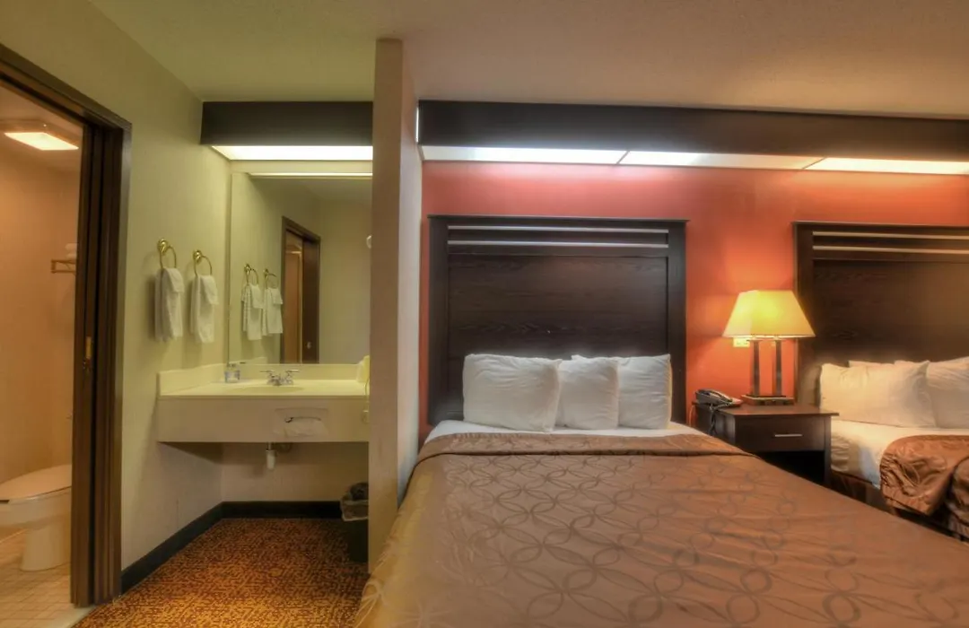 Smoky Mountain Inn & Suites-1