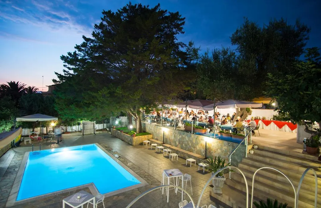 Hotel Calanca-1
