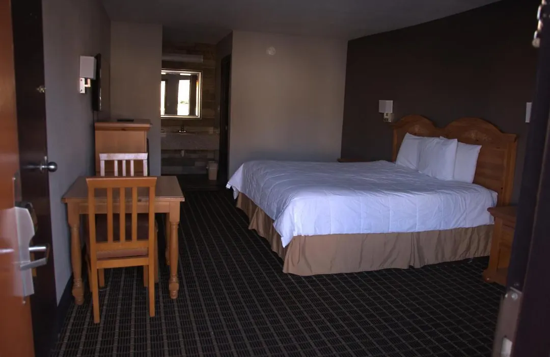 Bestway Inn-1