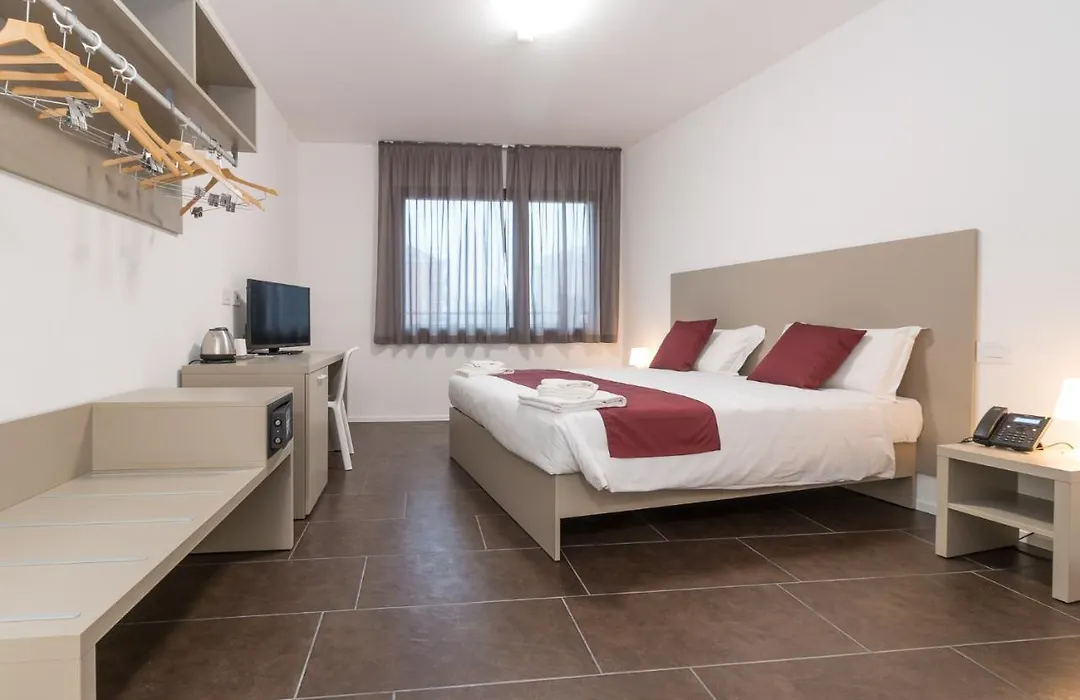 Hotel Cascina Fossata&Residence-1
