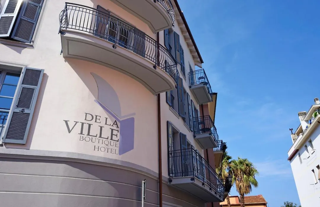 Boutique Hotel De La Ville-1
