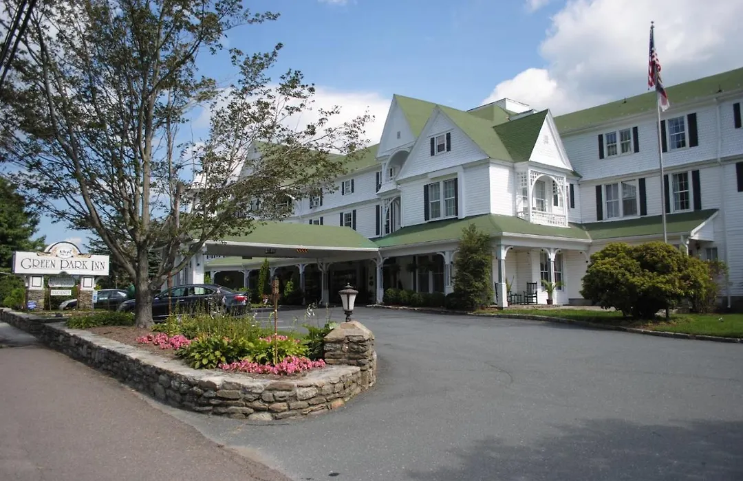Green Park Inn-1