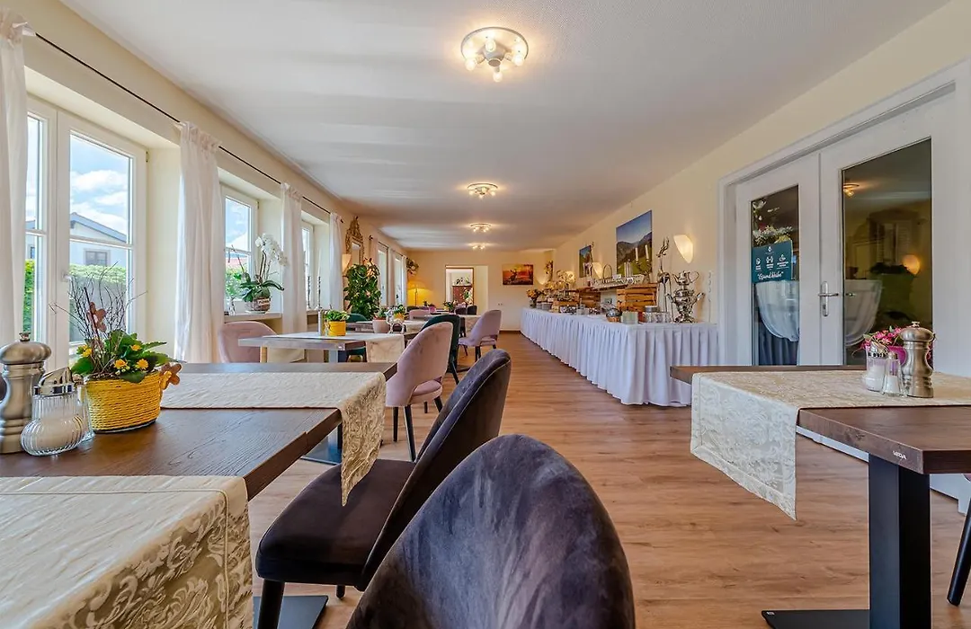 Hotel Neudeck-1