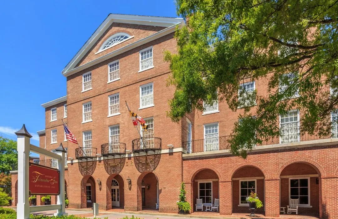 The Tidewater Inn-1