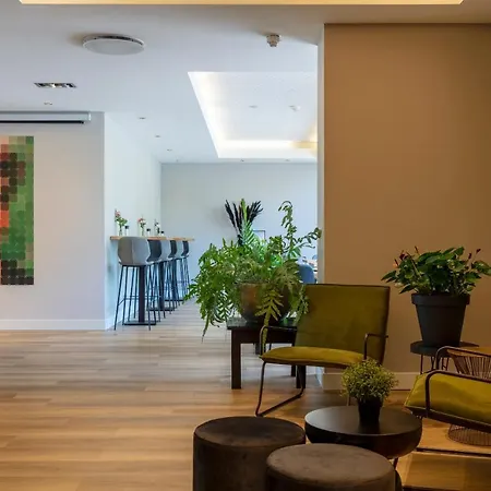 Ibis Utrecht-3