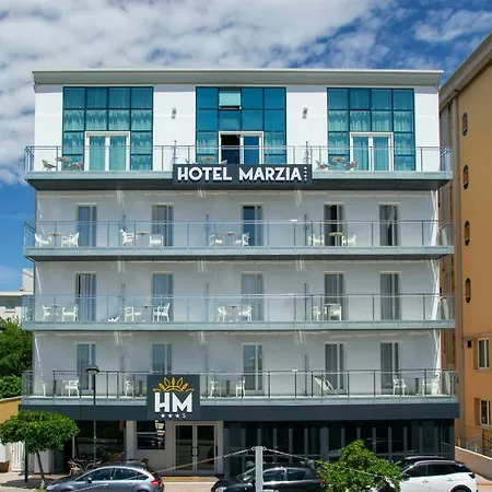 Hotel Marzia Holiday Queen-2