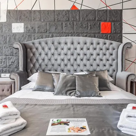 Galeria Valeria Seaside Downtown - Mag Quaint & Elegant Boutique Hotels-2