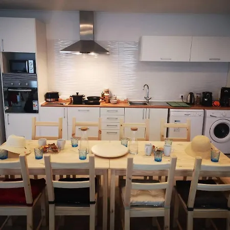 Luxury Room For 6 - Guesthouse-2