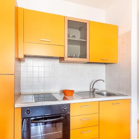 Residence Magic Sea Lido Marini-3