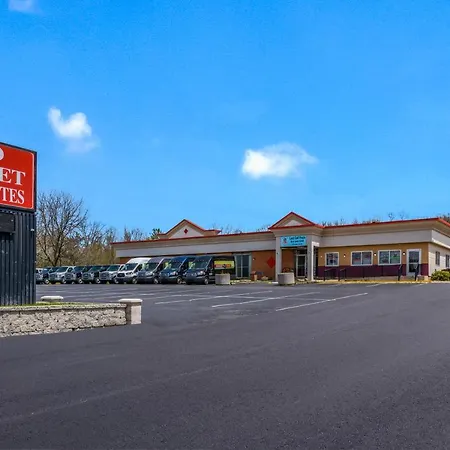 Red Carpet Inn & Suites-3