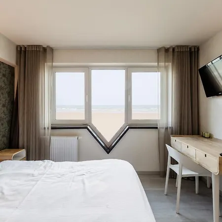 Beach Hotel Helios By Cw Hotel Collection-3