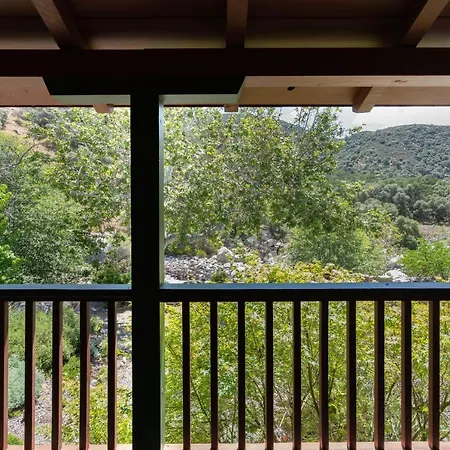 Buckeye Tree Lodge-3