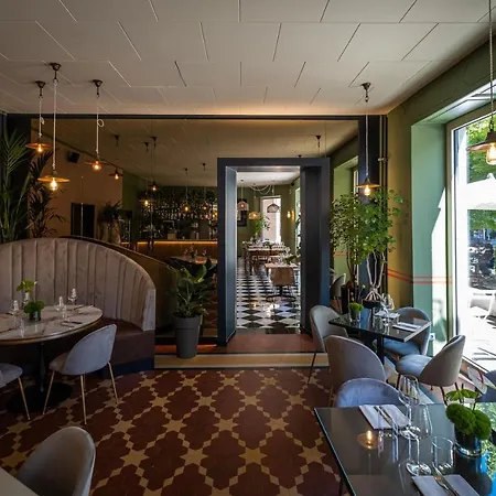 Eco Rooms&Breakfast Tirano-3