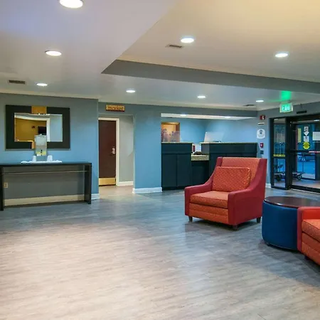 Quality Inn & Suites-3