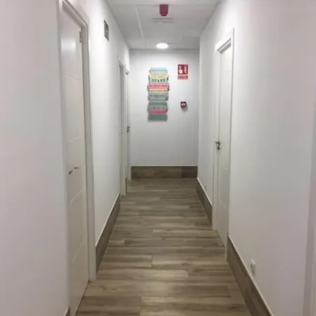 Rooms H Skyline-3