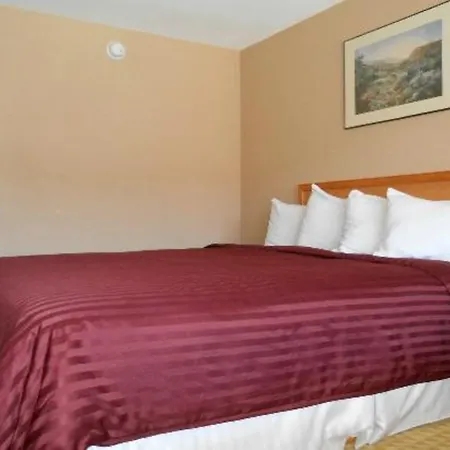 Travelodge Flagstaff - Nau Conference Center-3