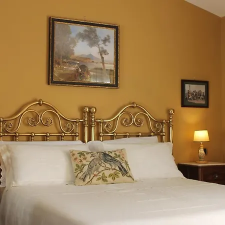 Iride Bed And Breakfast-3