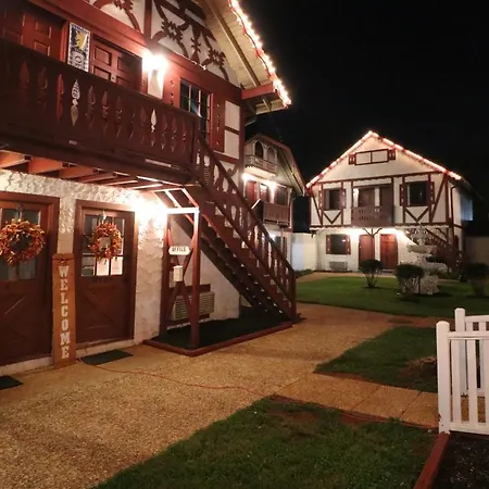 Alpine Village Inn-3