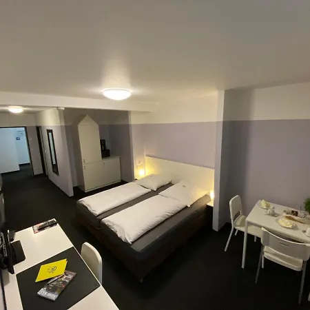 Tbd - Hotel U-2