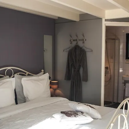 Bed&Breakfast De Schuur Inn-3