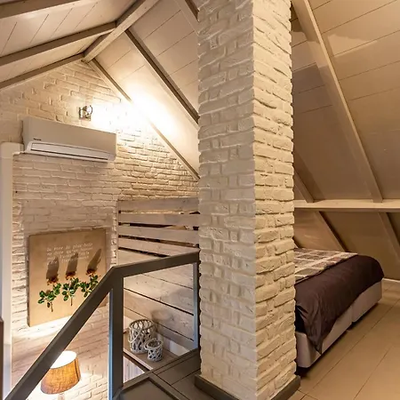 Guesthouse Sint Michielshof, Sfeervolle Carre Boerderij Vlakbij Maastricht-3