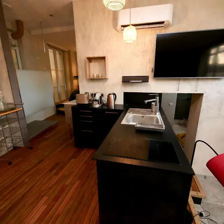Appartement spa privatif Grenoble At Home Spa-3