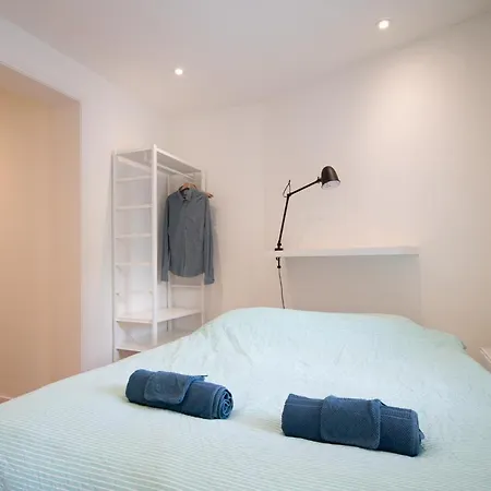 Escamp Apartments-3
