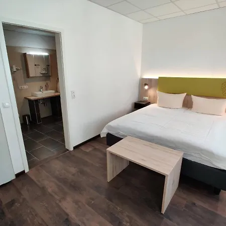 Hotel Goldene Traube-2