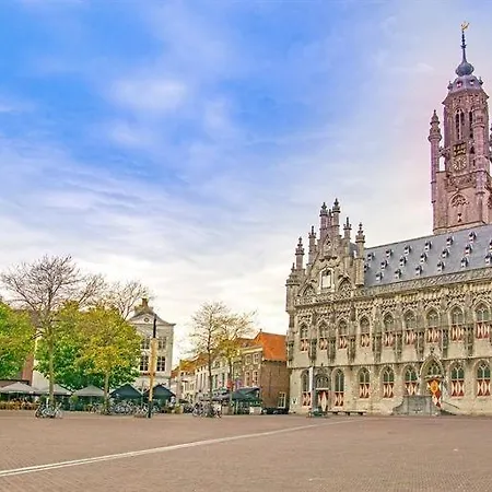 Ruime studio 'In de drie koningen' in hartje Middelburg-2