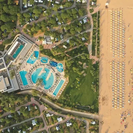 Mediterraneo Camping Village-3