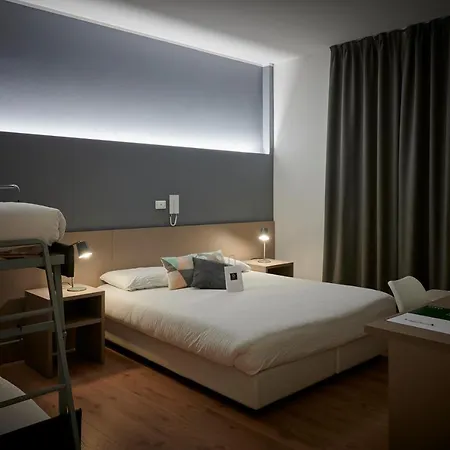 Lainez Rooms&Suites-3