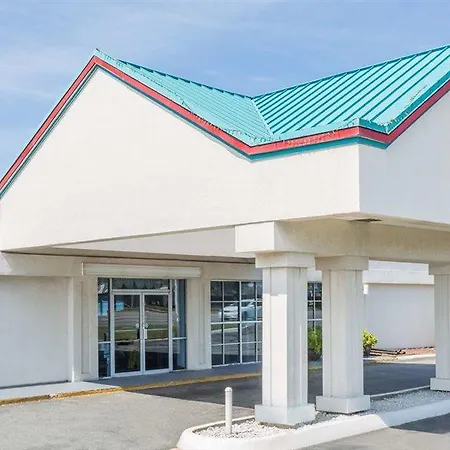 Ramada Limited Norfolk-2