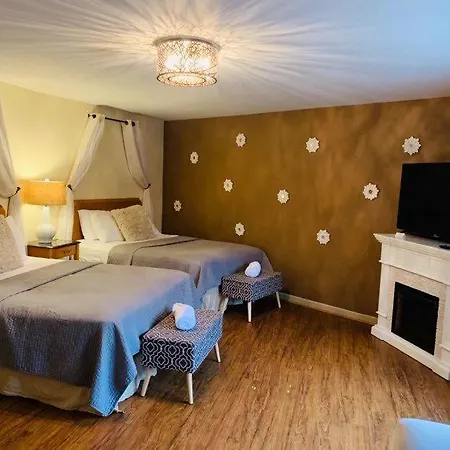Starlight Lodge At Rockport Harbor-3