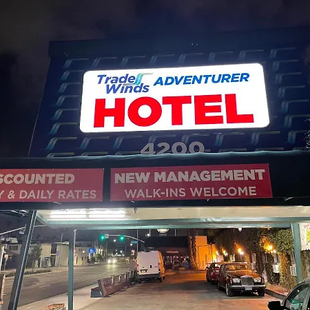 La Adventurer Hotel-3