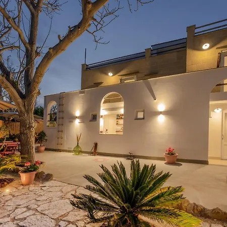 Cala Cala Rooms,Restaurant & Farm Experience-2