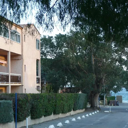 Hôtel les Eucalyptus-2
