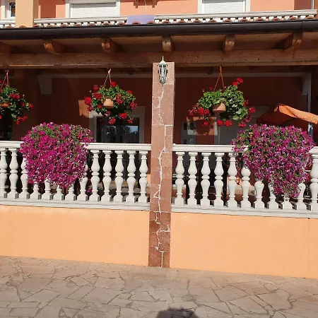 Villa Nikolina-3