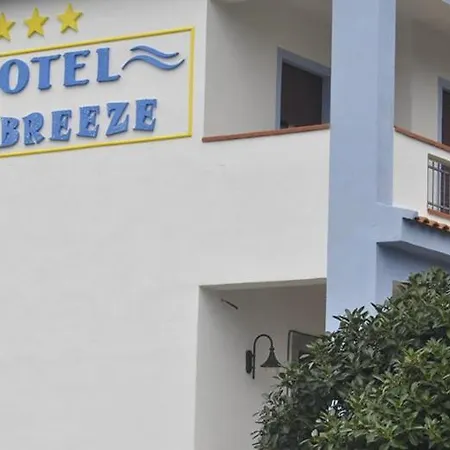Hotel Sea Breeze-3