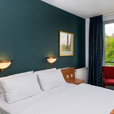 Parkhotel STEIGER Hohnstein-2