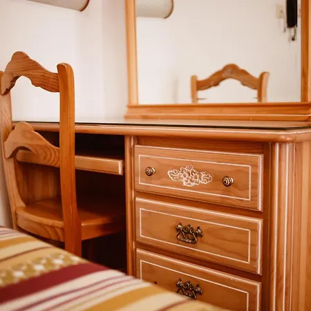 Hostal la Campana-2