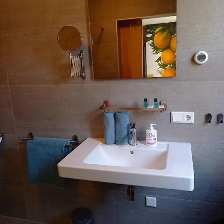 Os Mundos-3