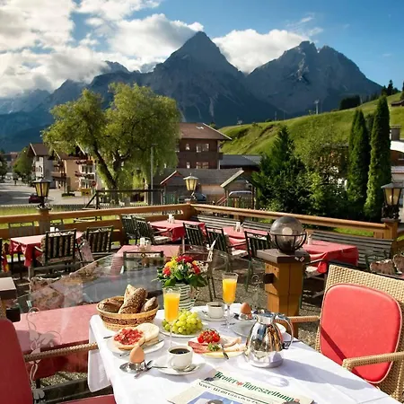 Hotel Bergland-2