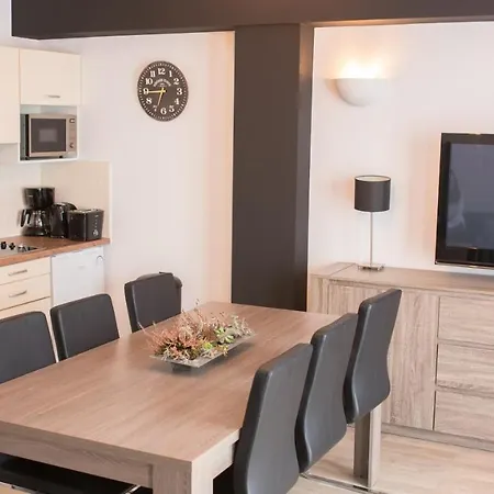 Aparthotel Axl Flathotel Continental Stay-3