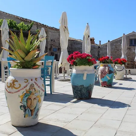 B&B L'Uliveto Rooms & Pool-2