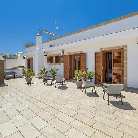 Lido Marini Rooms-2