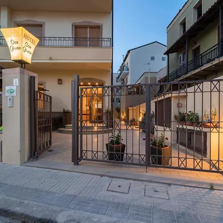 Hotel San Giuan-2